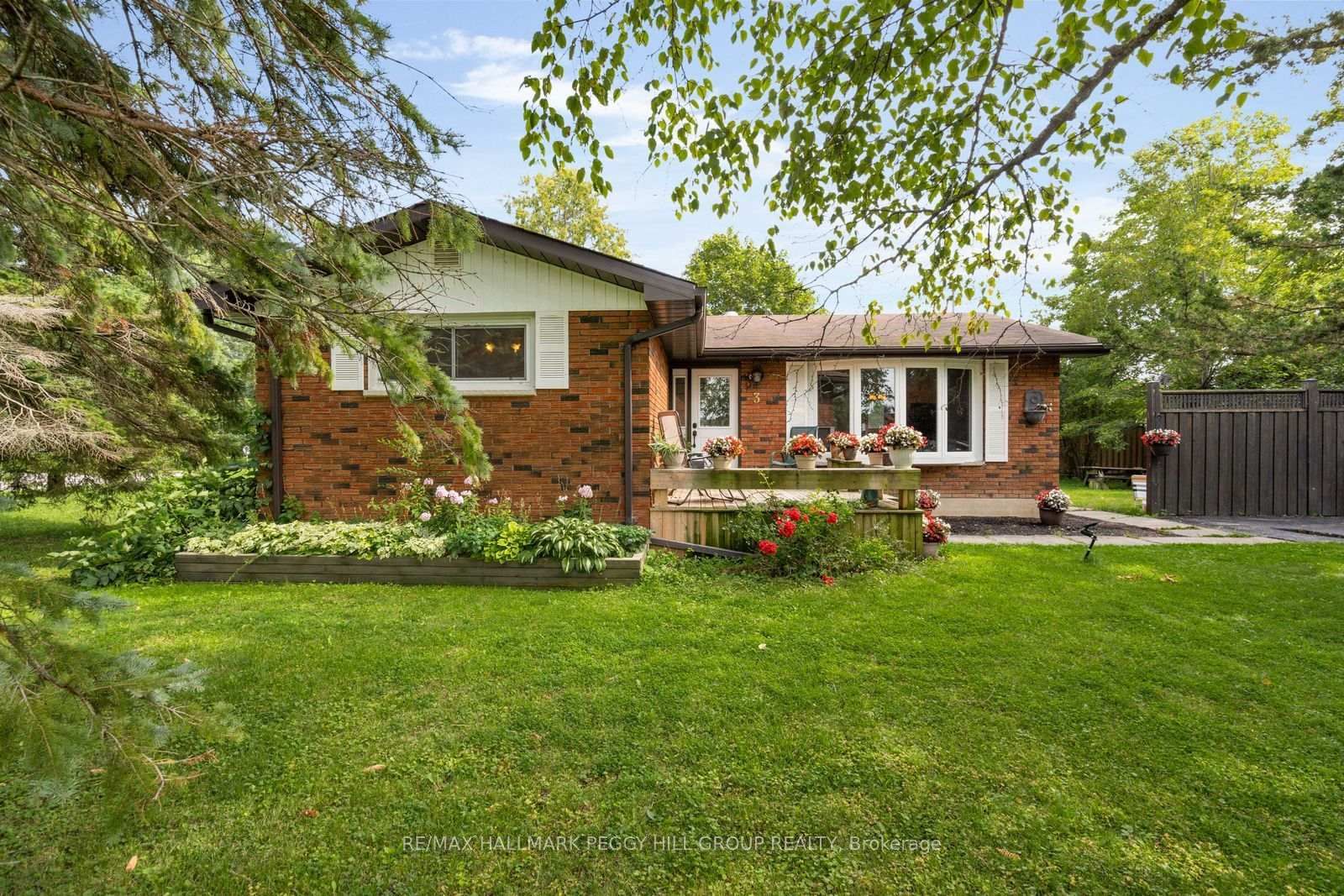 3 Maguire Avenue • Springwater, ON photo 1