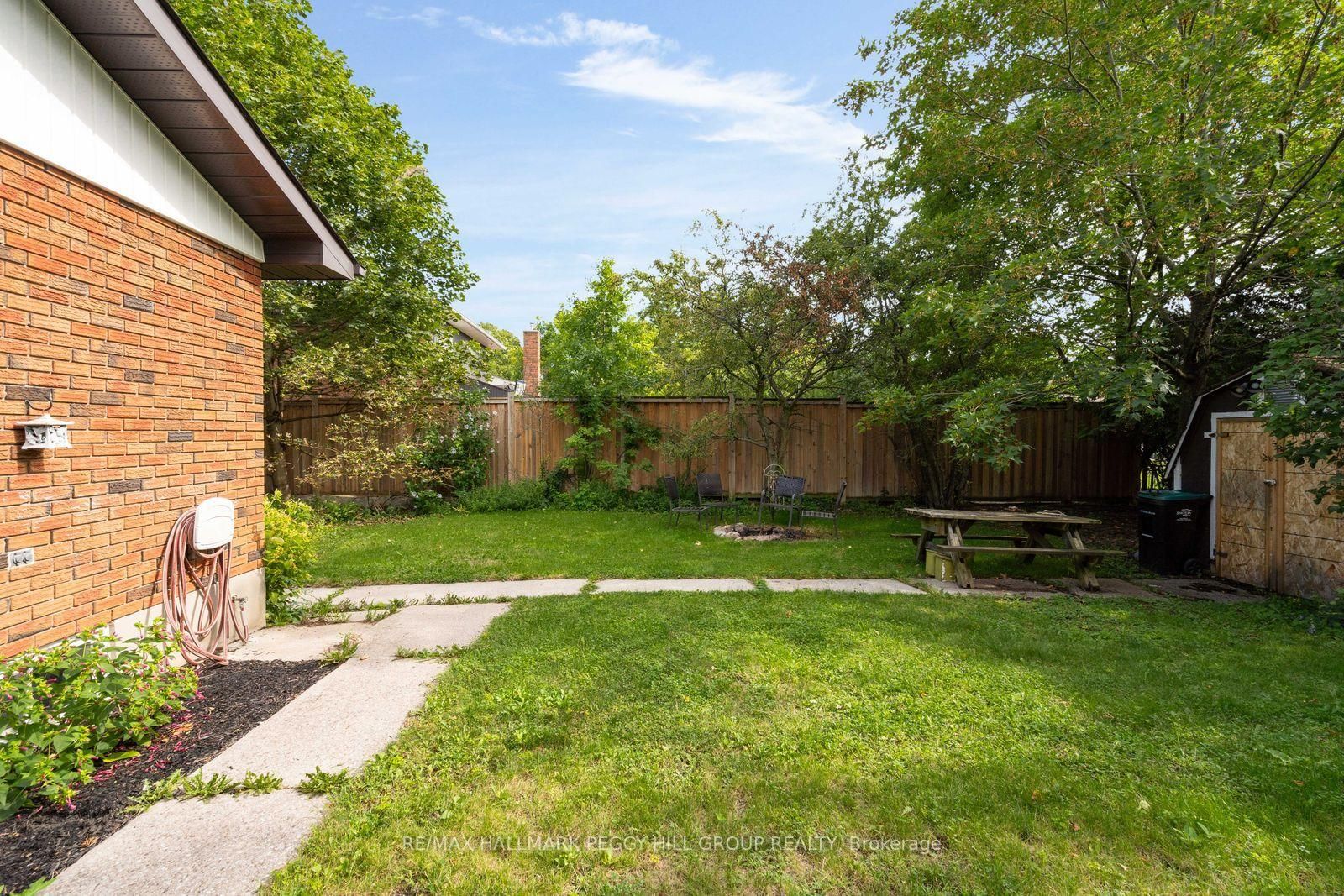 3 Maguire Avenue • Springwater, ON photo 11