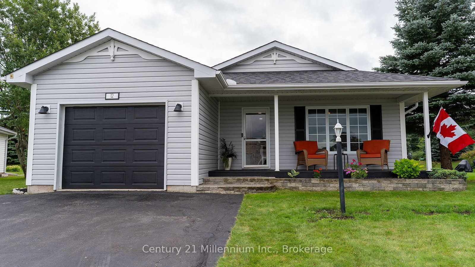 12 Illinois Crescent • Wasaga Beach, ON photo 1