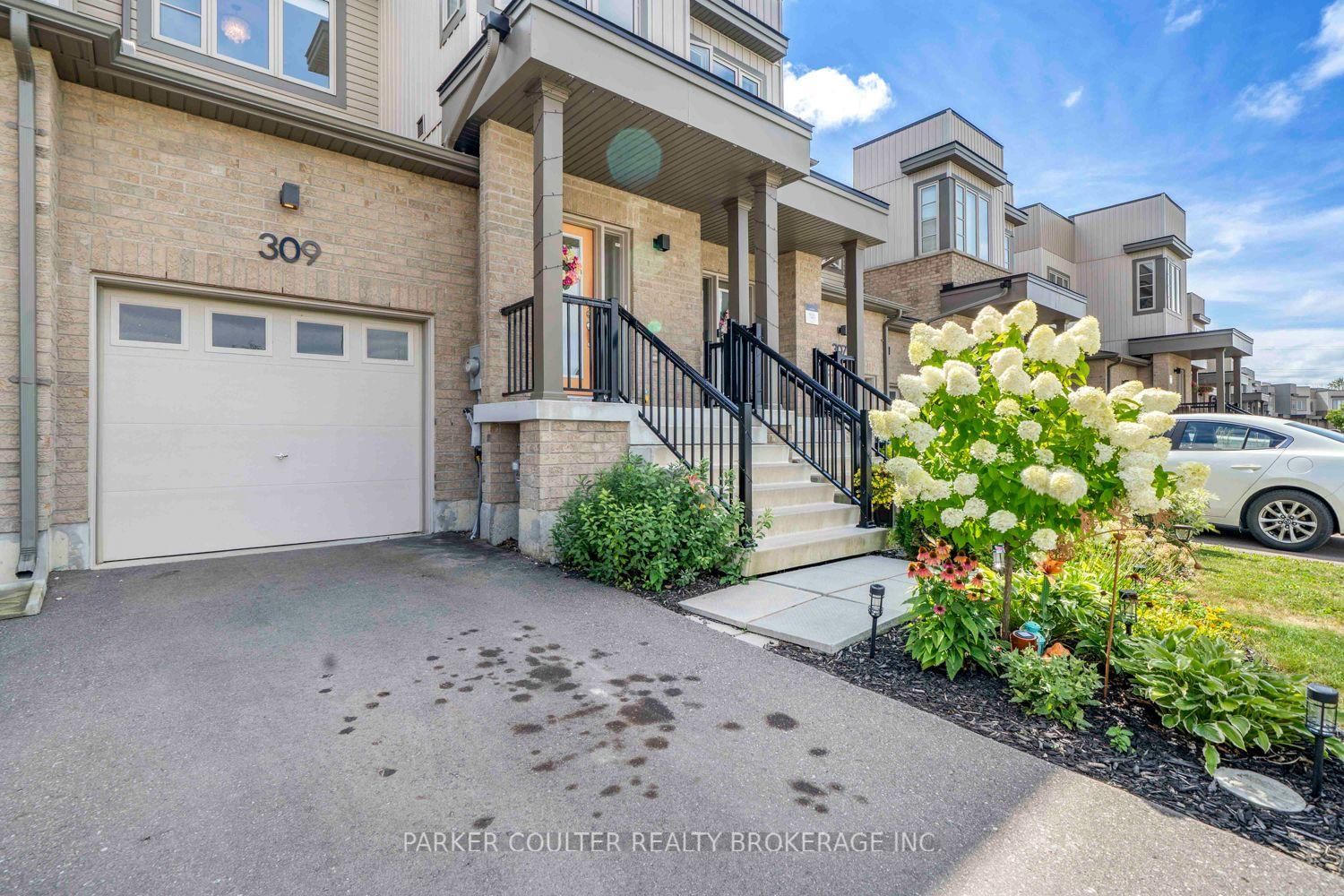 309 Atkinson Street • Clearview, ON photo 4