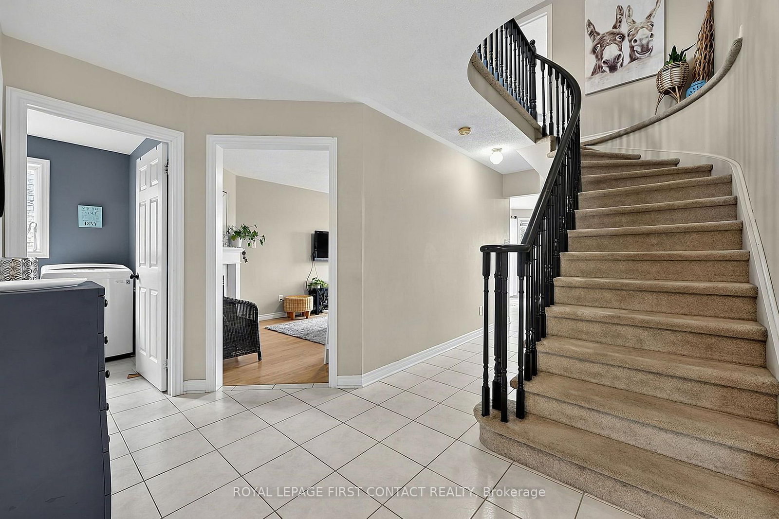 1 Brown Wood Drive • Barrie, ON photo 5