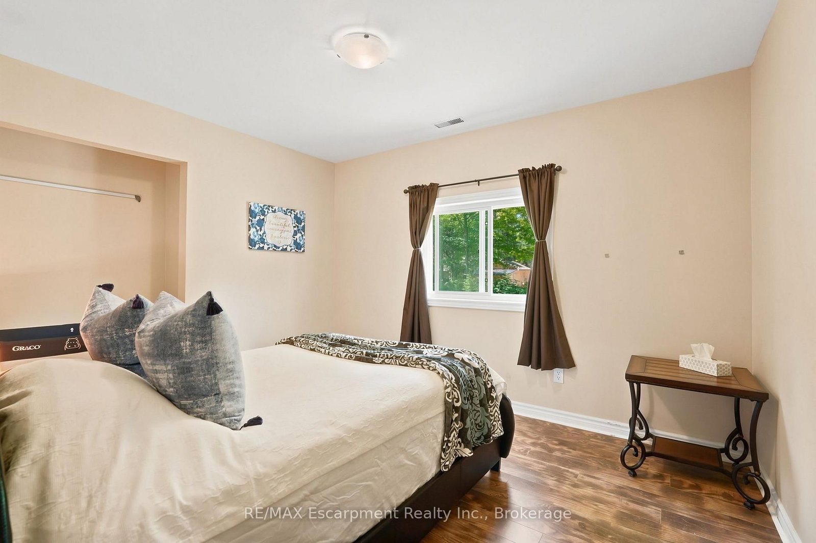 16 Hiawatha Road • Tiny, ON photo 27