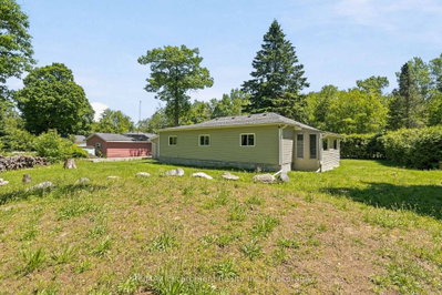 16 Hiawatha Road • Tiny, ON photo 9