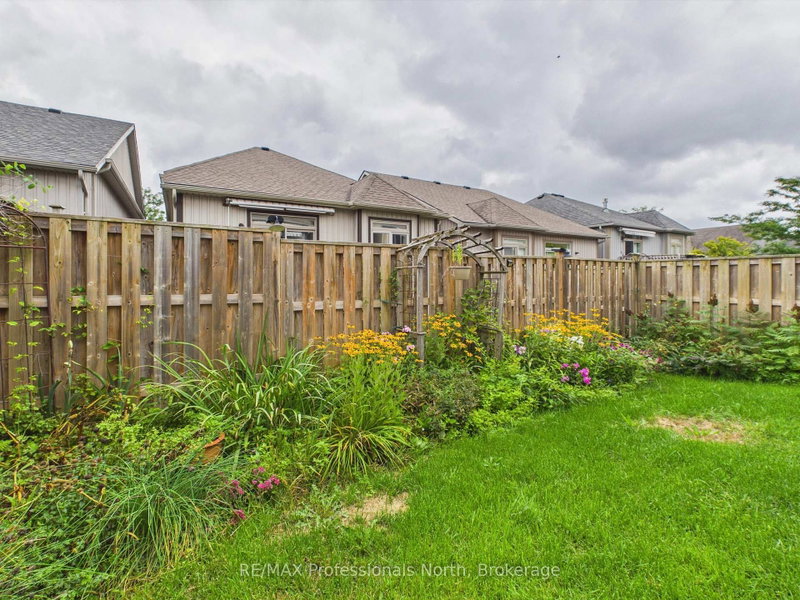 35 Canterbury Circle