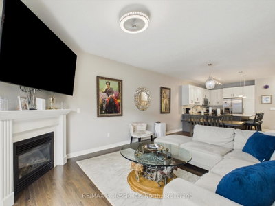 35 Canterbury Circle • Orillia, ON photo 6