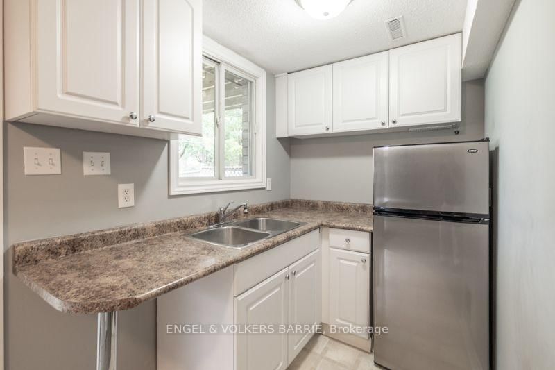 94 Ferguson Drive • Barrie, ON photo 22