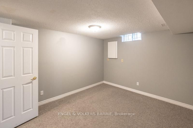 94 Ferguson Drive • Barrie, ON photo 23