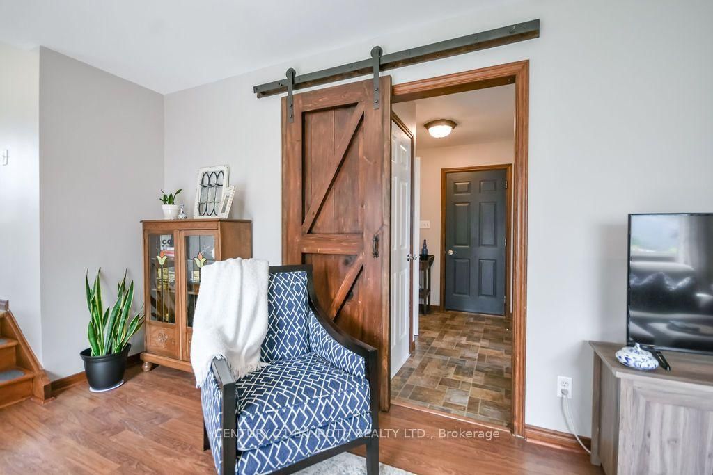 377 MARY Street • Orillia, ON photo 15