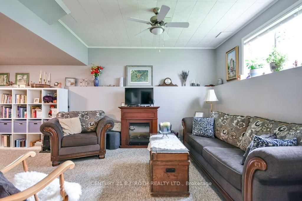 377 MARY Street • Orillia, ON photo 29