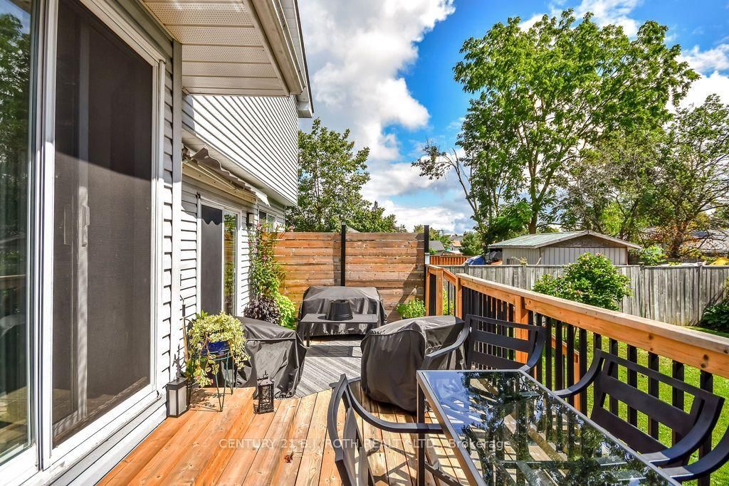 377 MARY Street • Orillia, ON photo 33