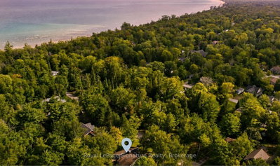 40 51ST Street N • Wasaga Beach, ON photo 2