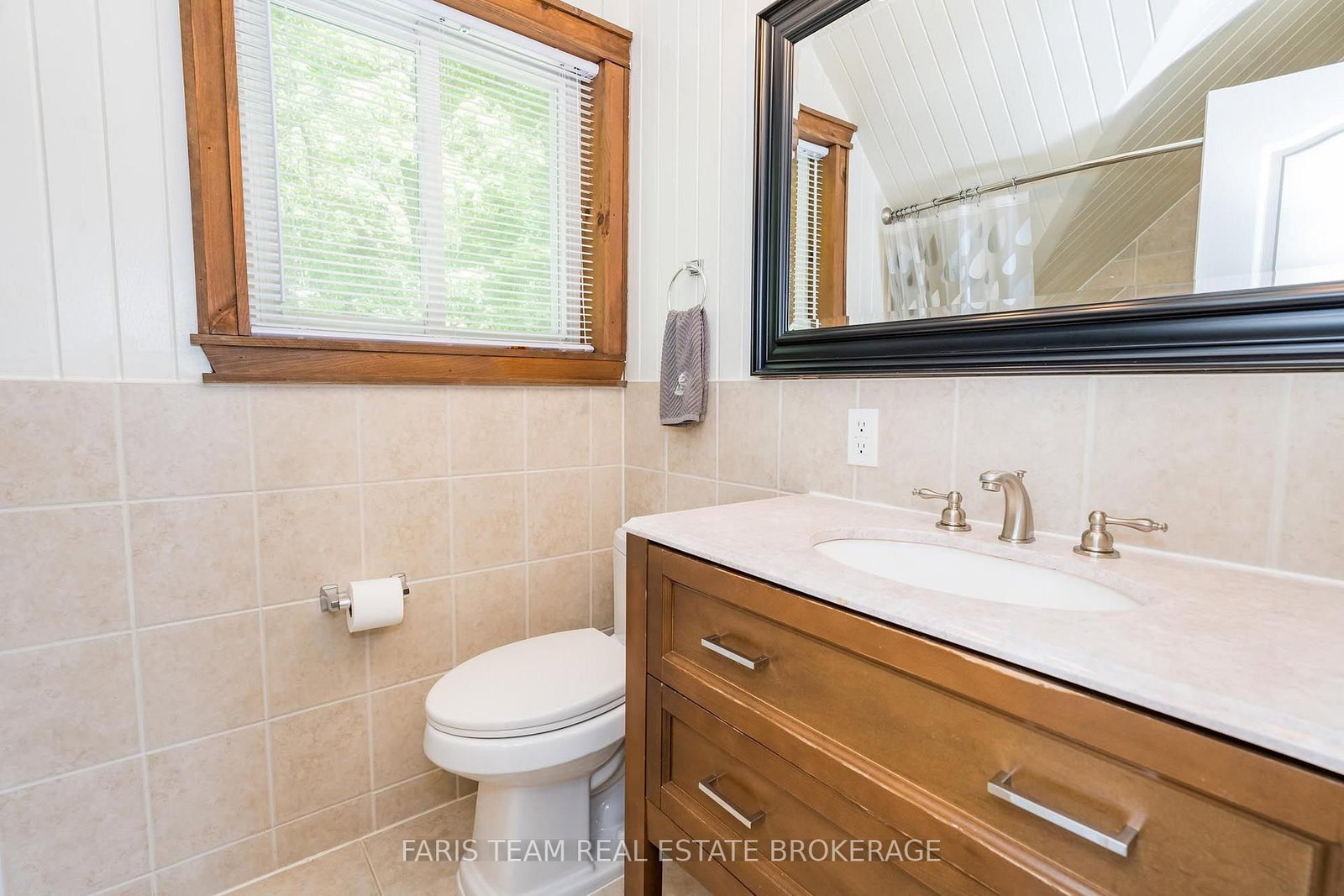 375 Champlain Road • Penetanguishene, ON photo 21