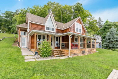 375 Champlain Road • Penetanguishene, ON photo 5