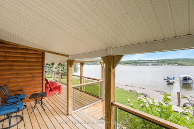 375 Champlain Road • Penetanguishene, ON photo 6