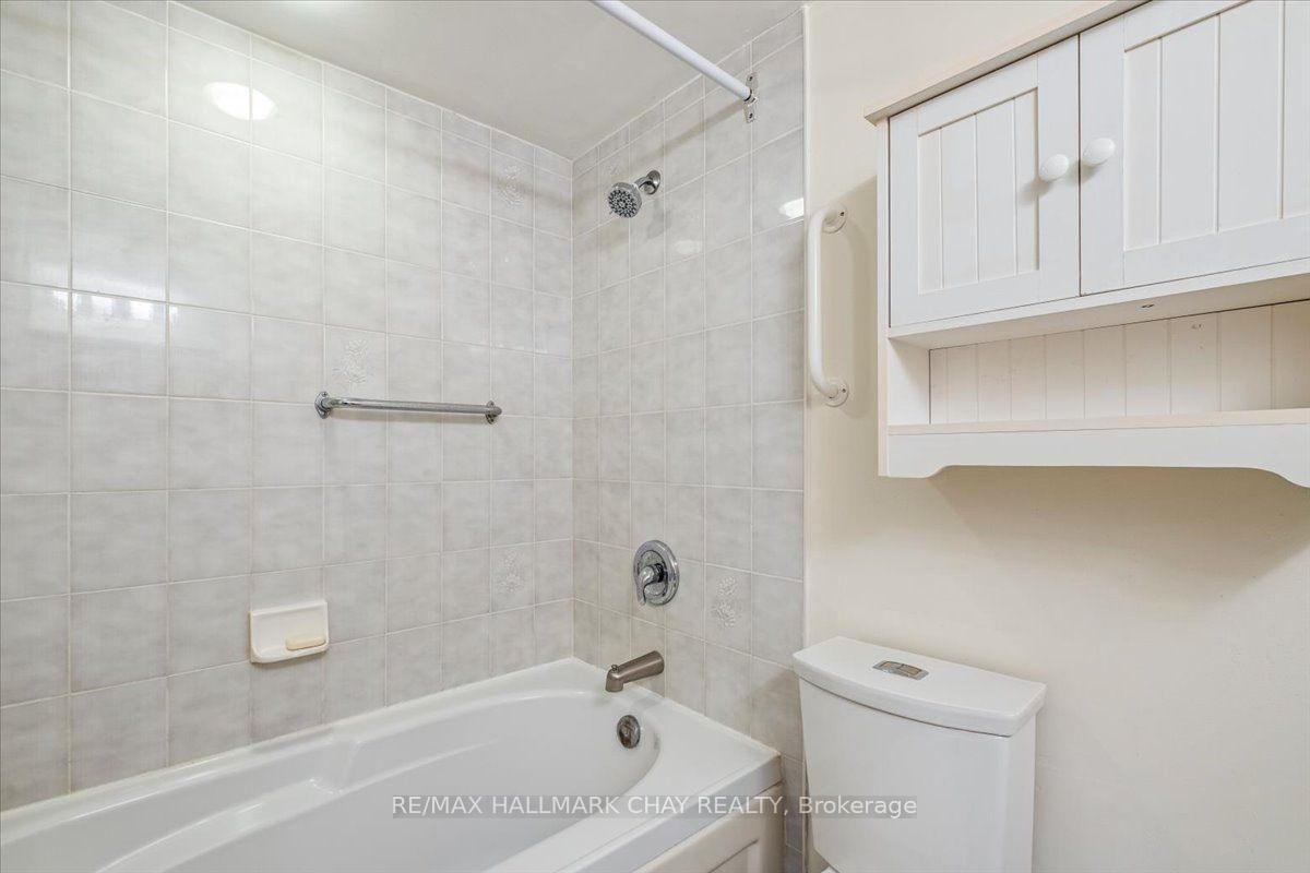 140 Dunlop Street E • #407 • Barrie, ON photo 24