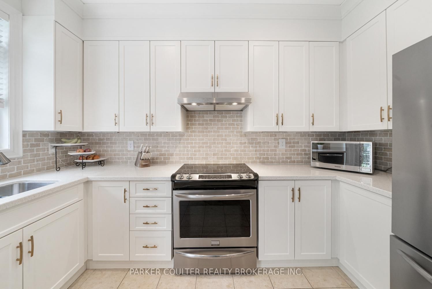 53 Tudor Crescent • Barrie, ON photo 12