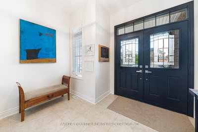53 Tudor Crescent • Barrie, ON photo 3