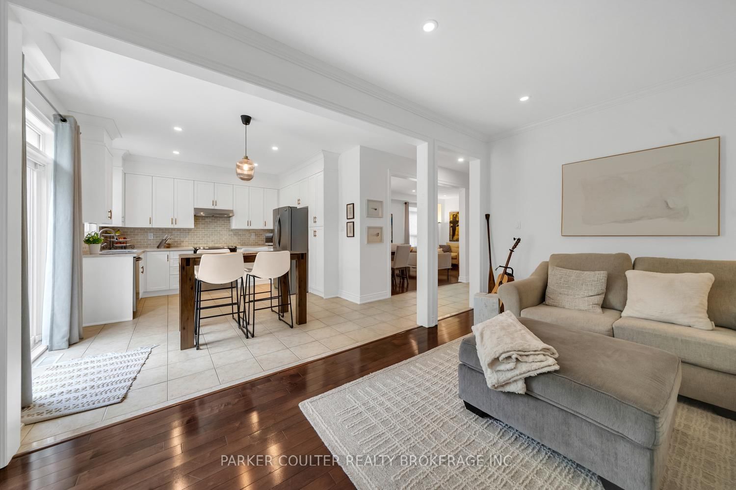 53 Tudor Crescent • Barrie, ON photo 6