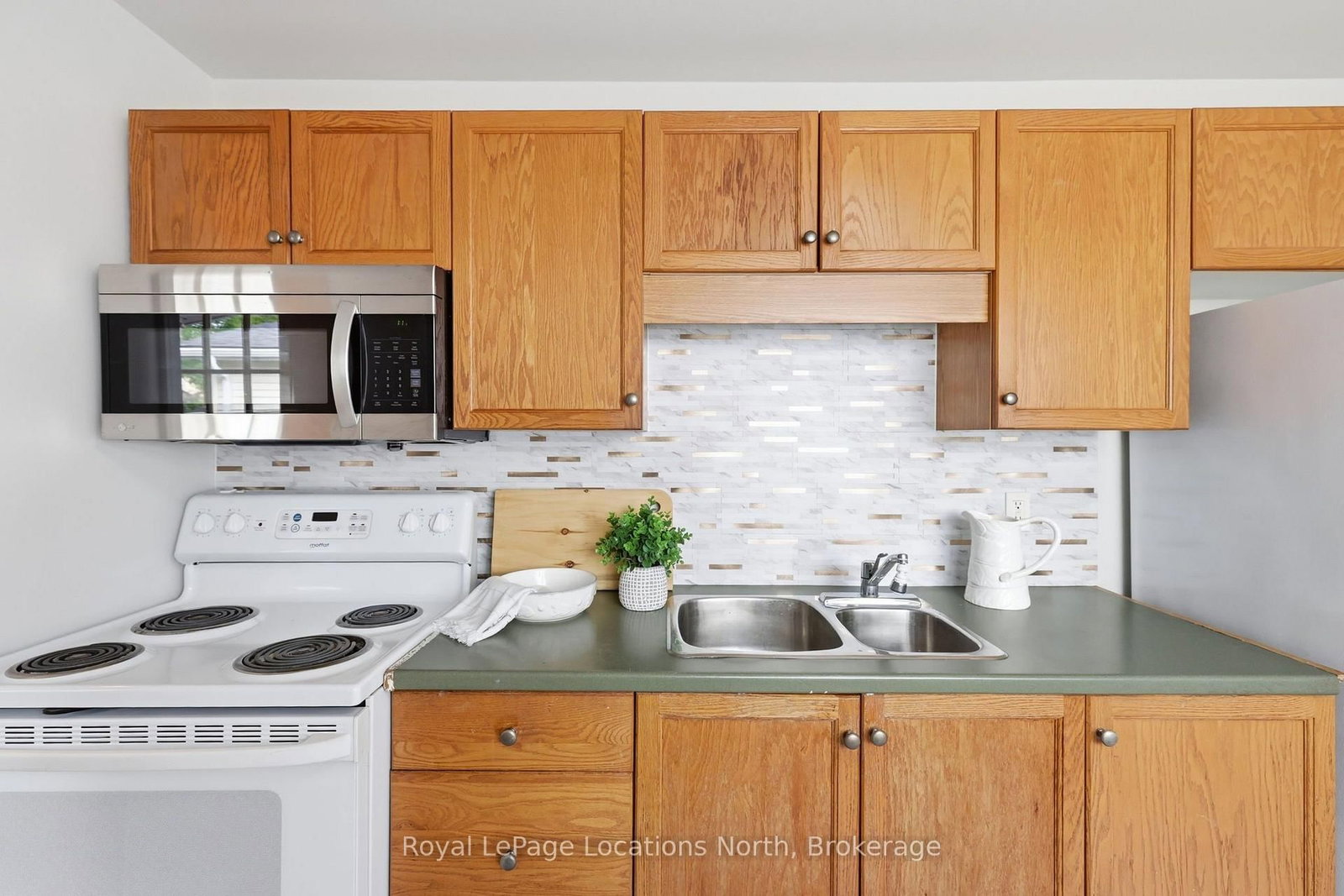 515 MAPLE Street • Collingwood, ON photo 11