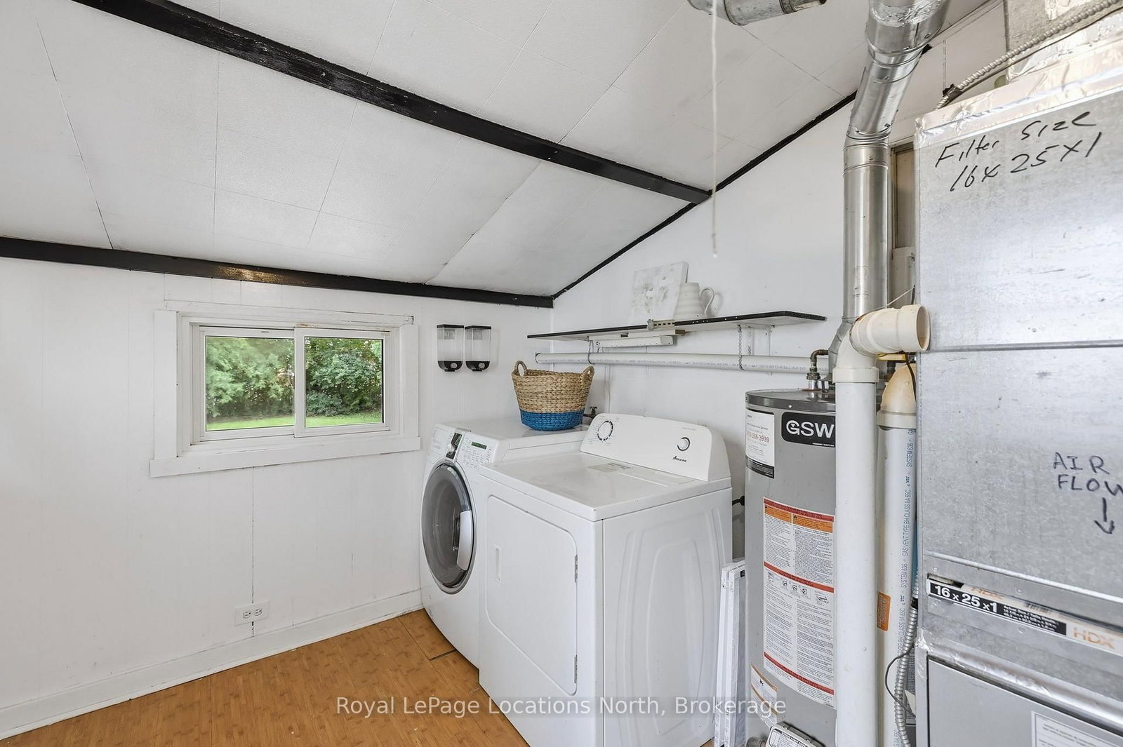 515 MAPLE Street • Collingwood, ON photo 14