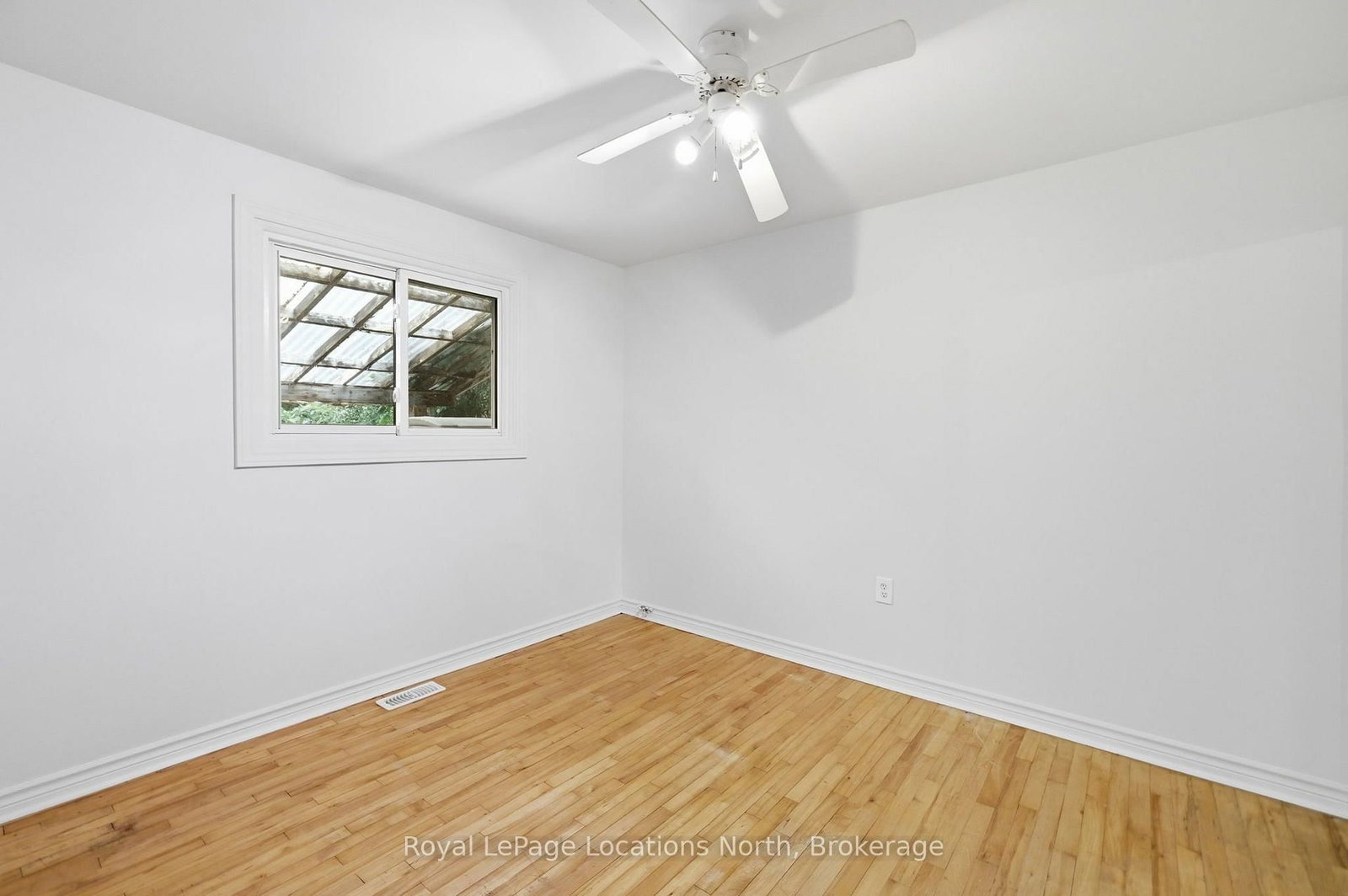 515 MAPLE Street • Collingwood, ON photo 16