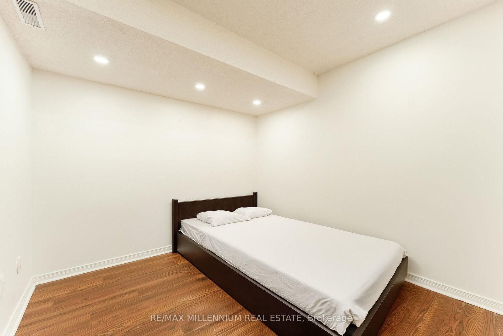 117 Rose Street • Barrie, ON photo 31