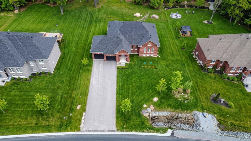 82 Diamond Valley Drive