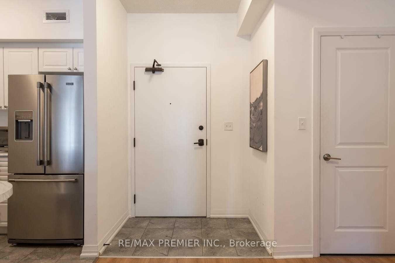 20 Koda Street • #109 • Barrie, ON photo 8