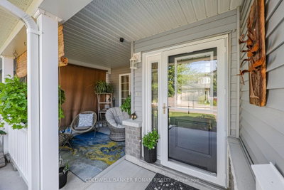 82 Ivy Crescent • Wasaga Beach, ON photo 2