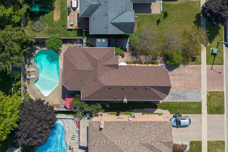 19 Grand Forest Drive