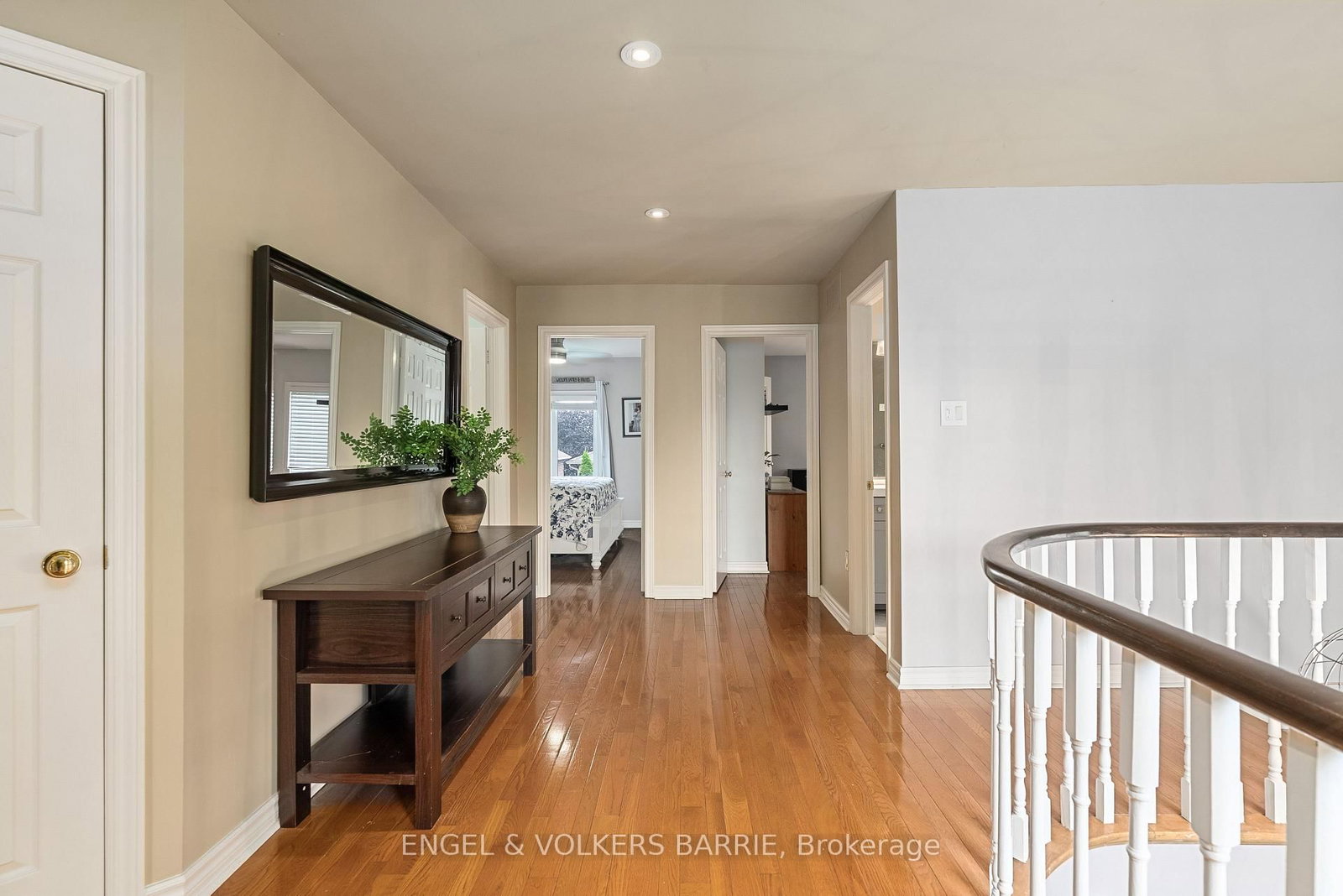19 Grand Forest Drive • Barrie, ON photo 18