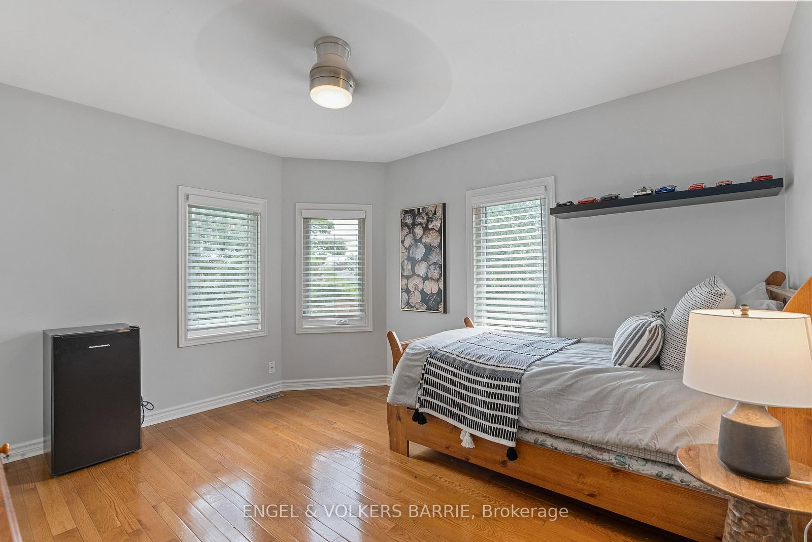 19 Grand Forest Drive • Barrie, ON photo 28