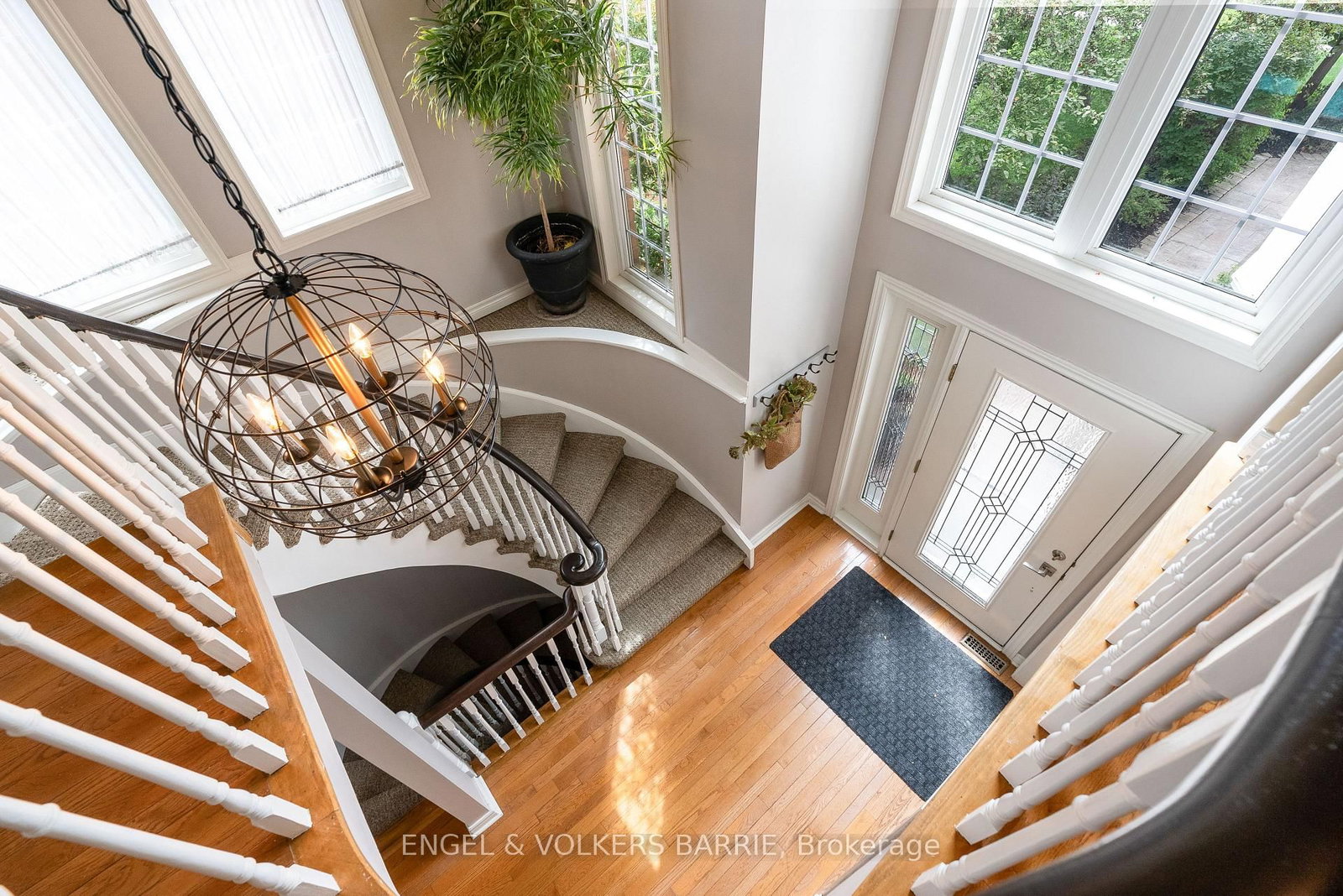 19 Grand Forest Drive • Barrie, ON photo 32