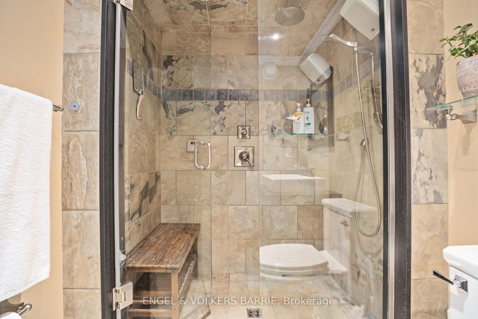 19 Grand Forest Drive • Barrie, ON photo 35