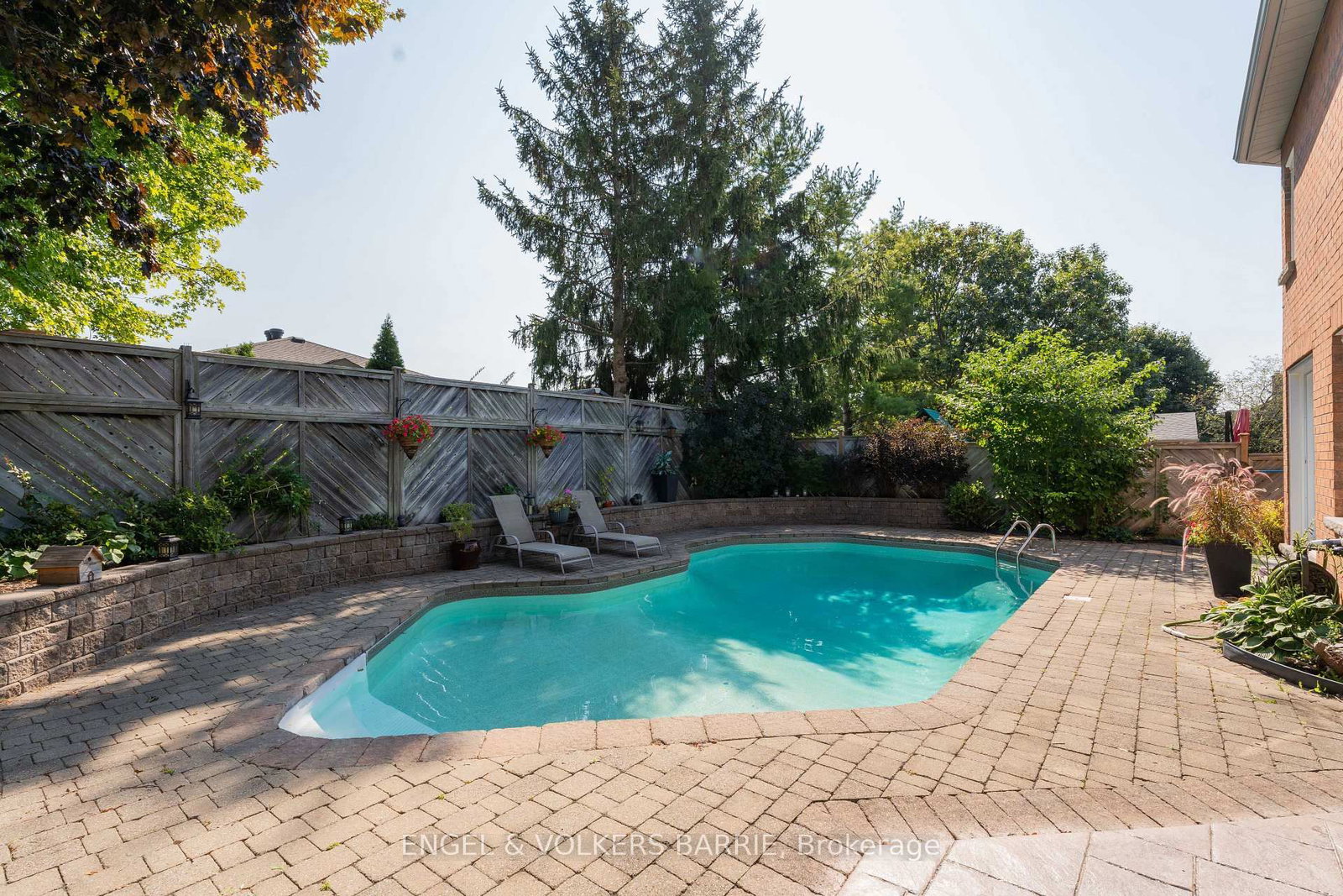 19 Grand Forest Drive • Barrie, ON photo 43