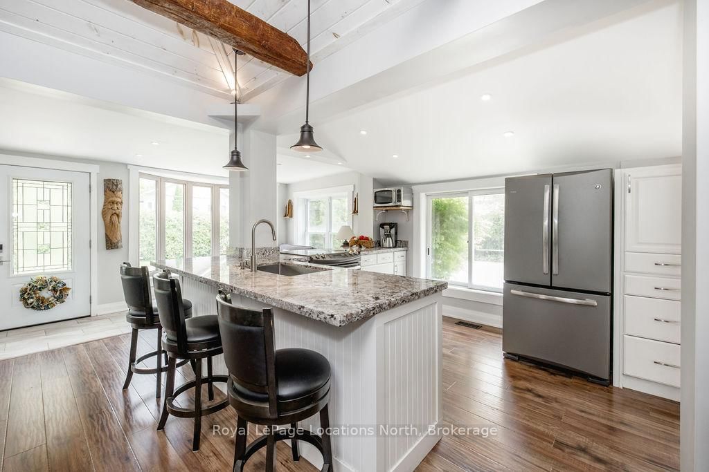 34 Glenwood Drive • Wasaga Beach, ON photo 15