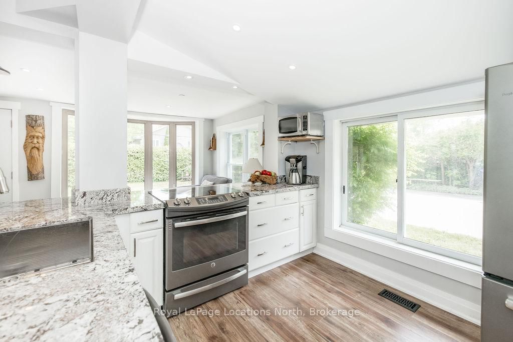 34 Glenwood Drive • Wasaga Beach, ON photo 17