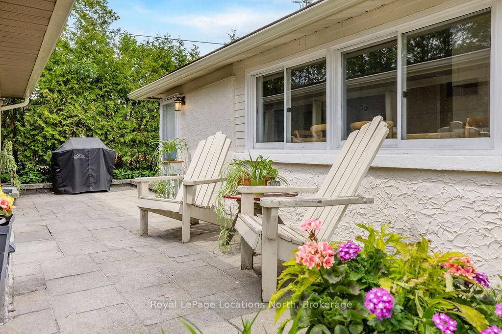 34 Glenwood Drive • Wasaga Beach, ON photo 8
