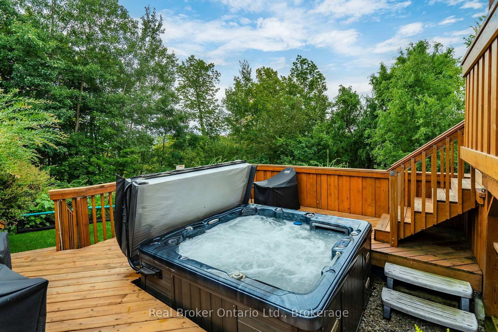 140 Southwinds Crescent • Midland, ON photo 28