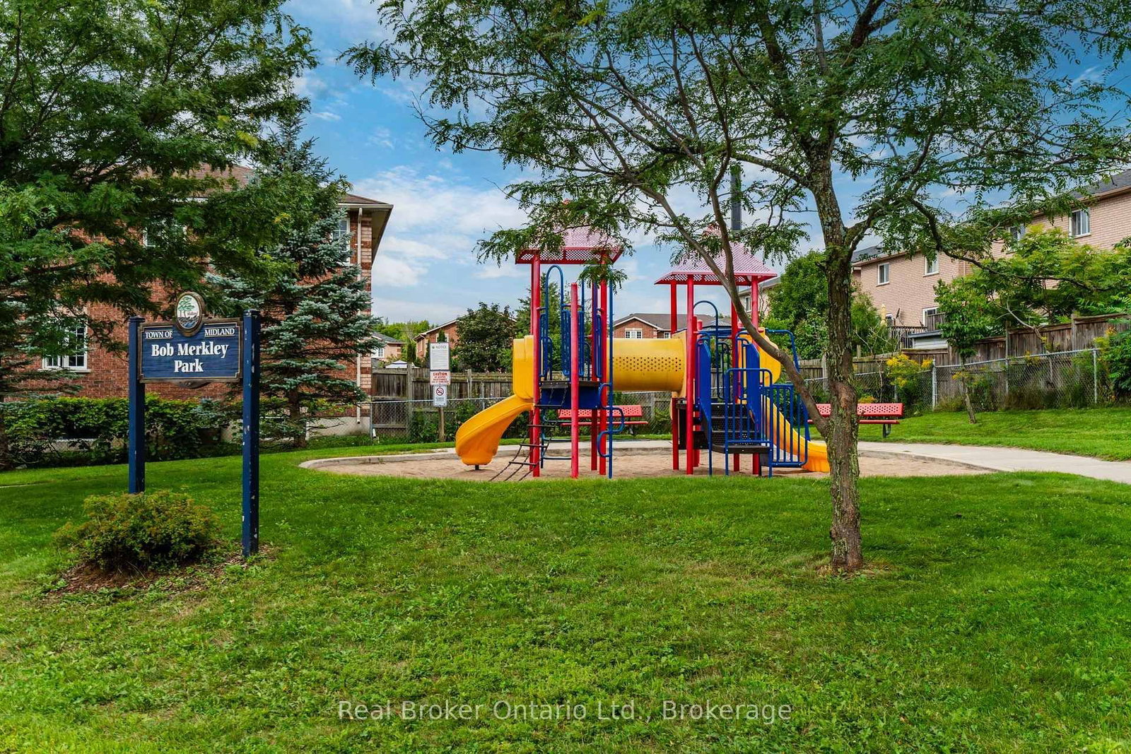 140 Southwinds Crescent • Midland, ON photo 37