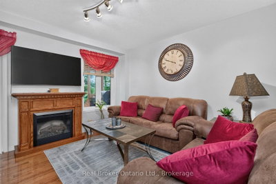 140 Southwinds Crescent • Midland, ON photo 6