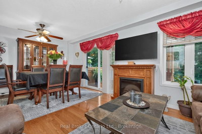140 Southwinds Crescent • Midland, ON photo 8