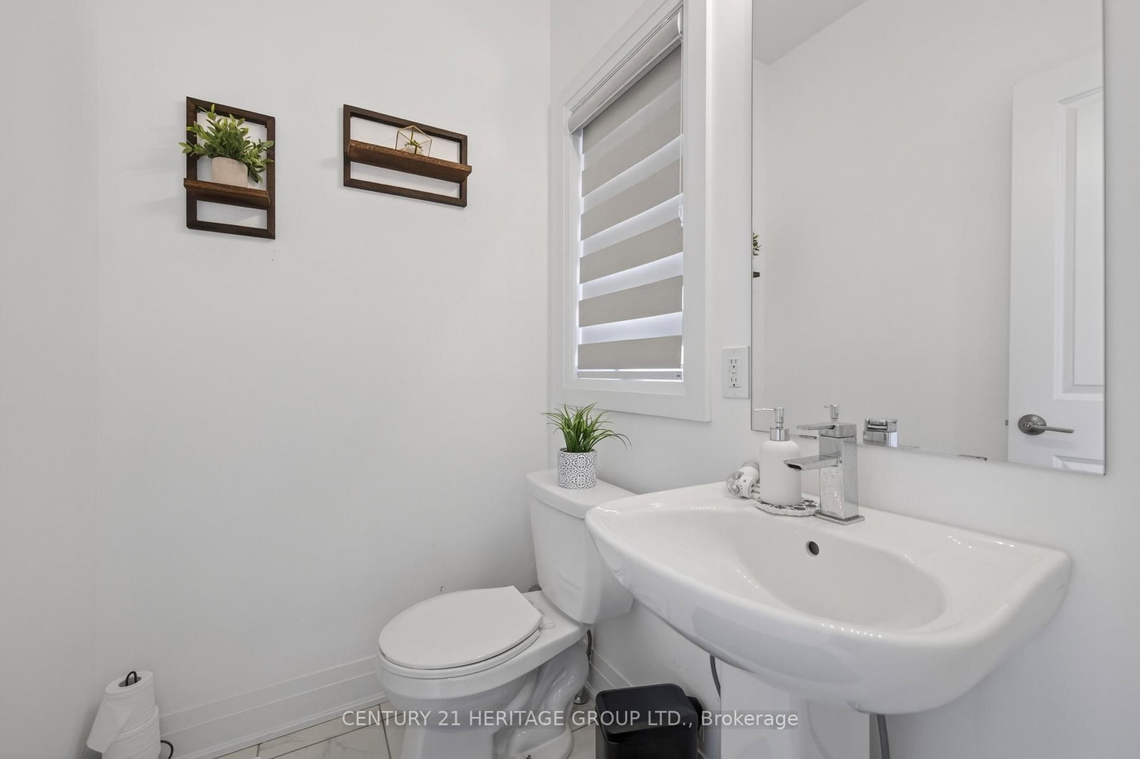 90 Brown Bear Street • Barrie, ON photo 5