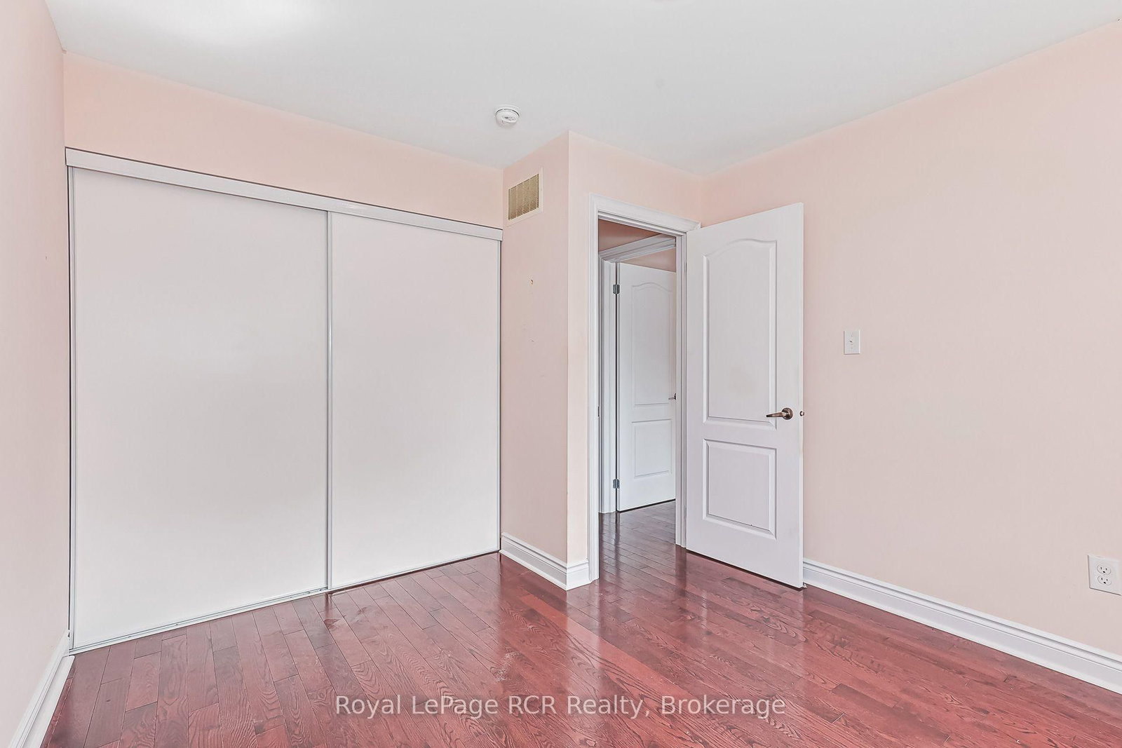 252 Spruce Street • Clearview, ON photo 23