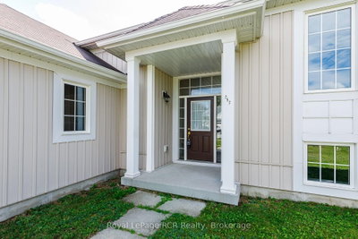 252 Spruce Street • Clearview, ON photo 4
