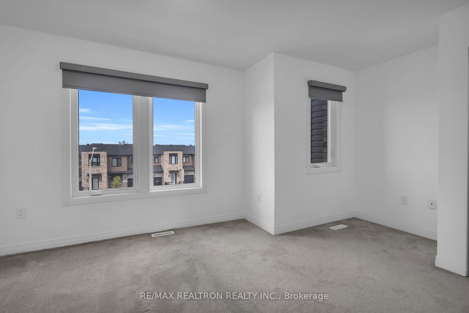 59 Fairlane Avenue • Barrie, ON photo 23
