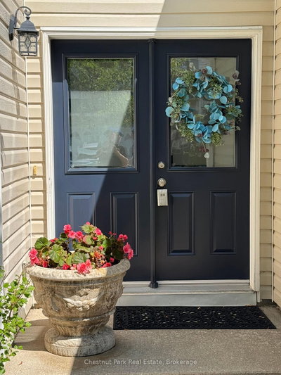 40 Barker Boulevard • Collingwood, ON photo 2