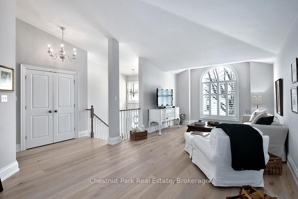 40 Barker Boulevard • Collingwood, ON photo 5