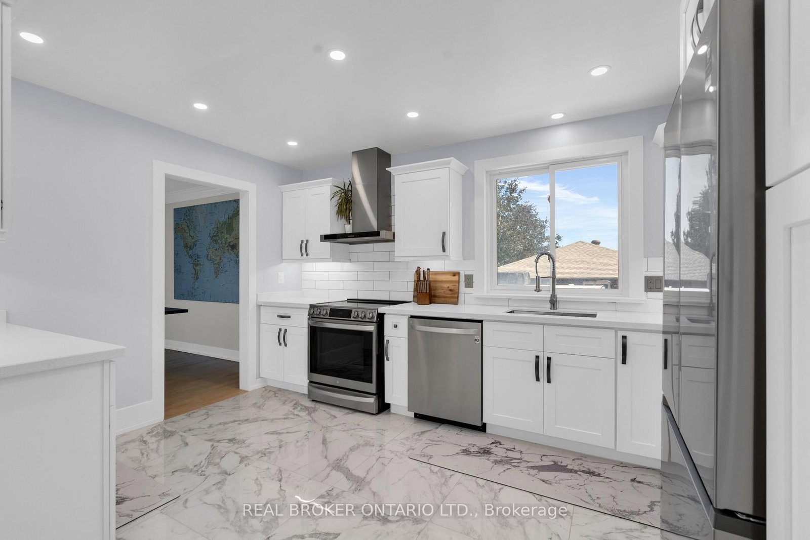 975 Sunnidale Road • Springwater, ON photo 16