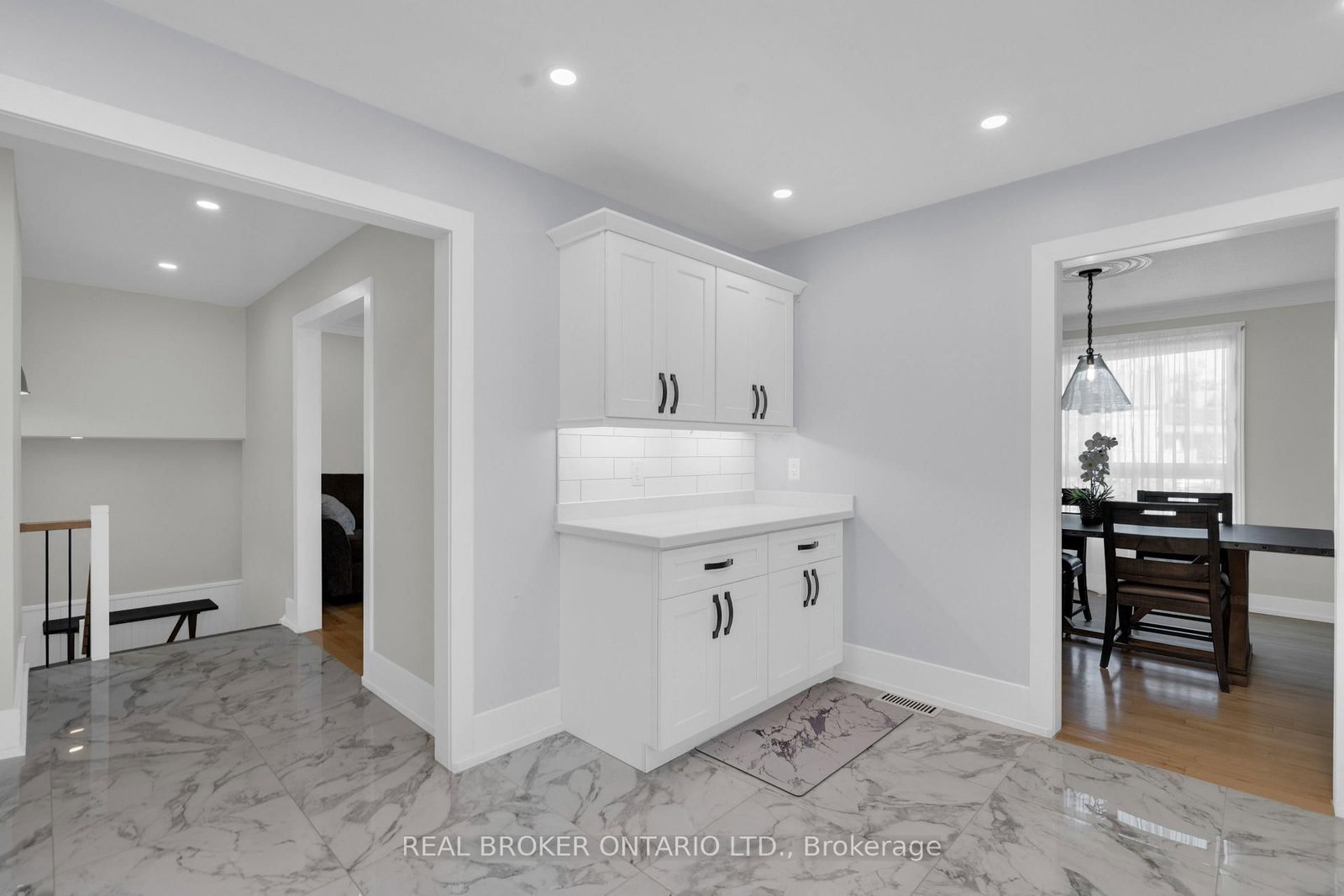 975 Sunnidale Road • Springwater, ON photo 17